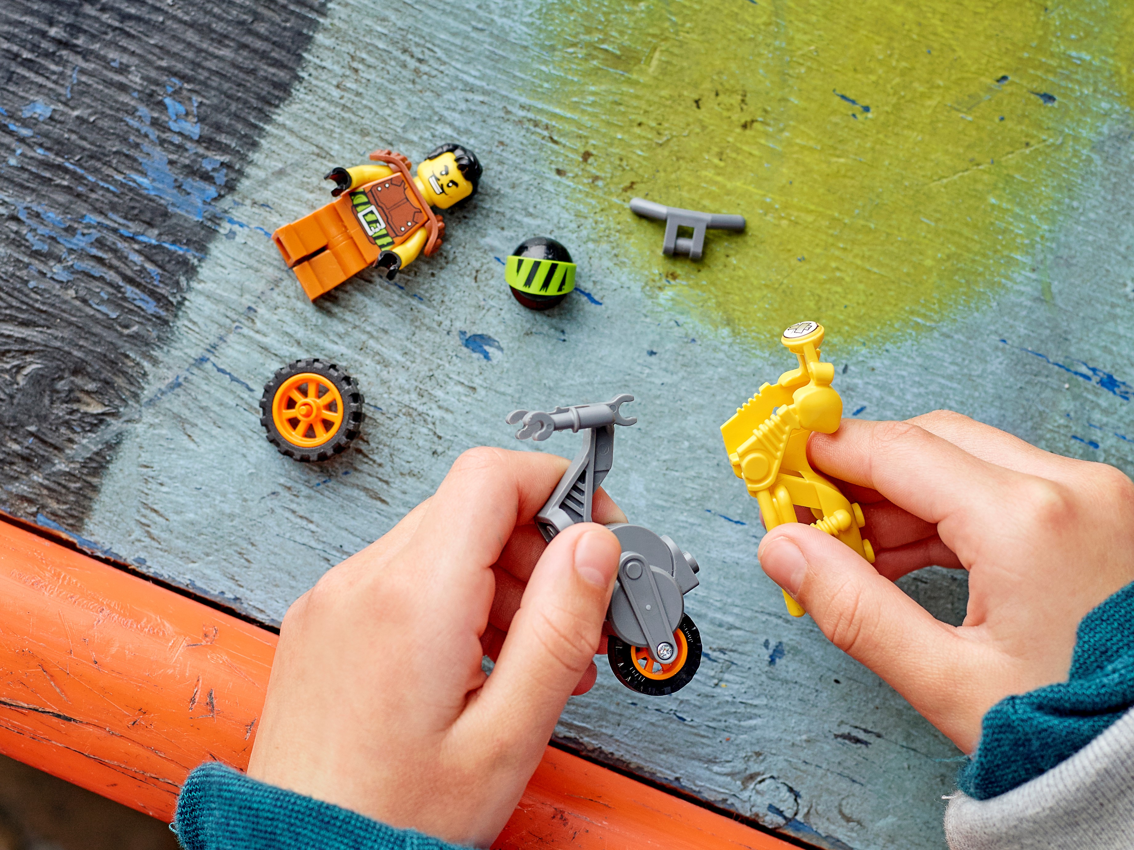 60297 Demolition Stunt Bike F7 F4 3